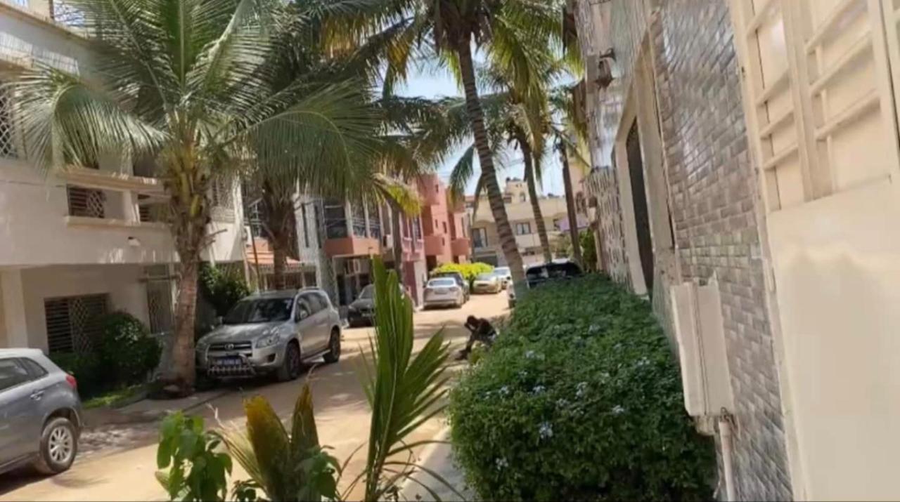 Appartement Haut Standing Idealement Situe A Dakar Kültér fotó